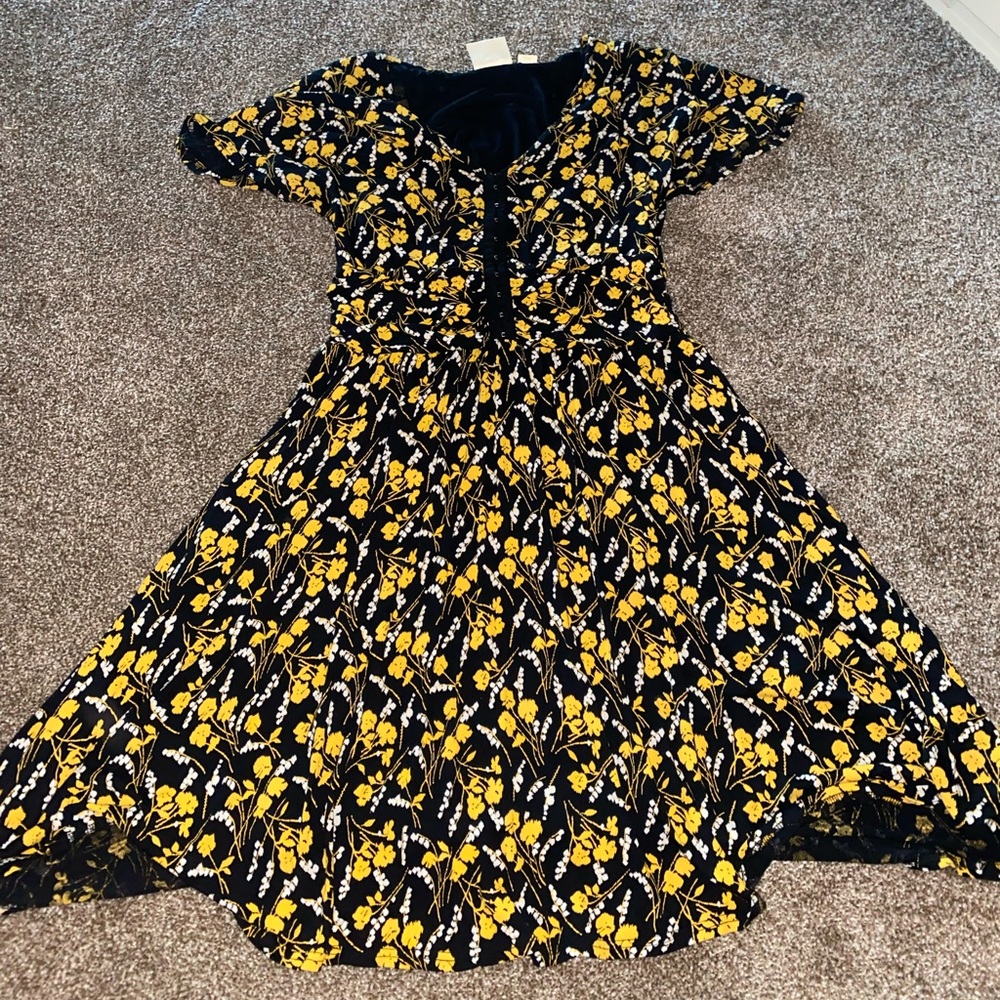 Women’s dress